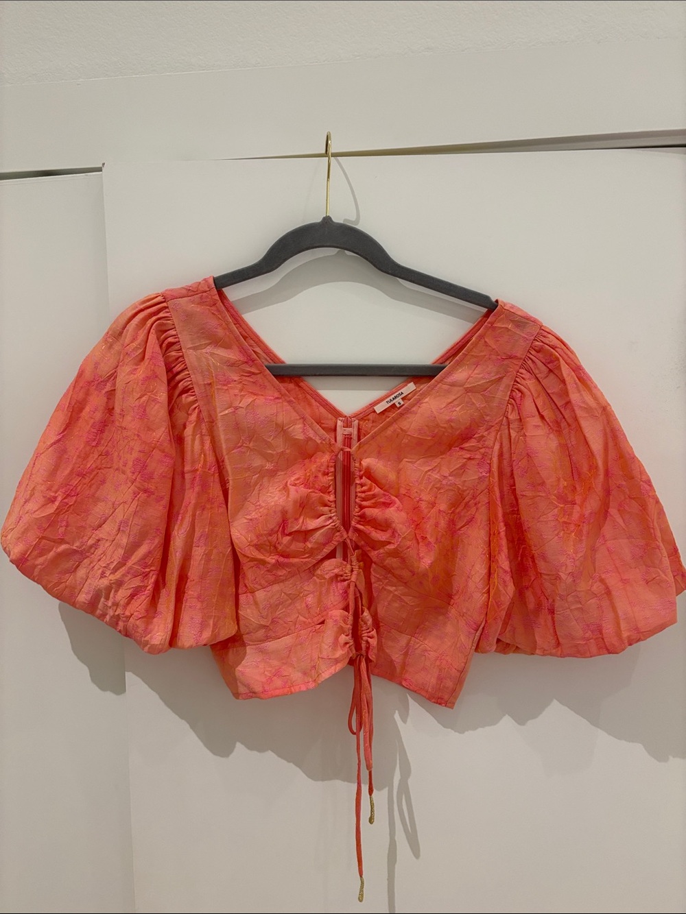 Tularosa Puff-Sleeve Crop Top